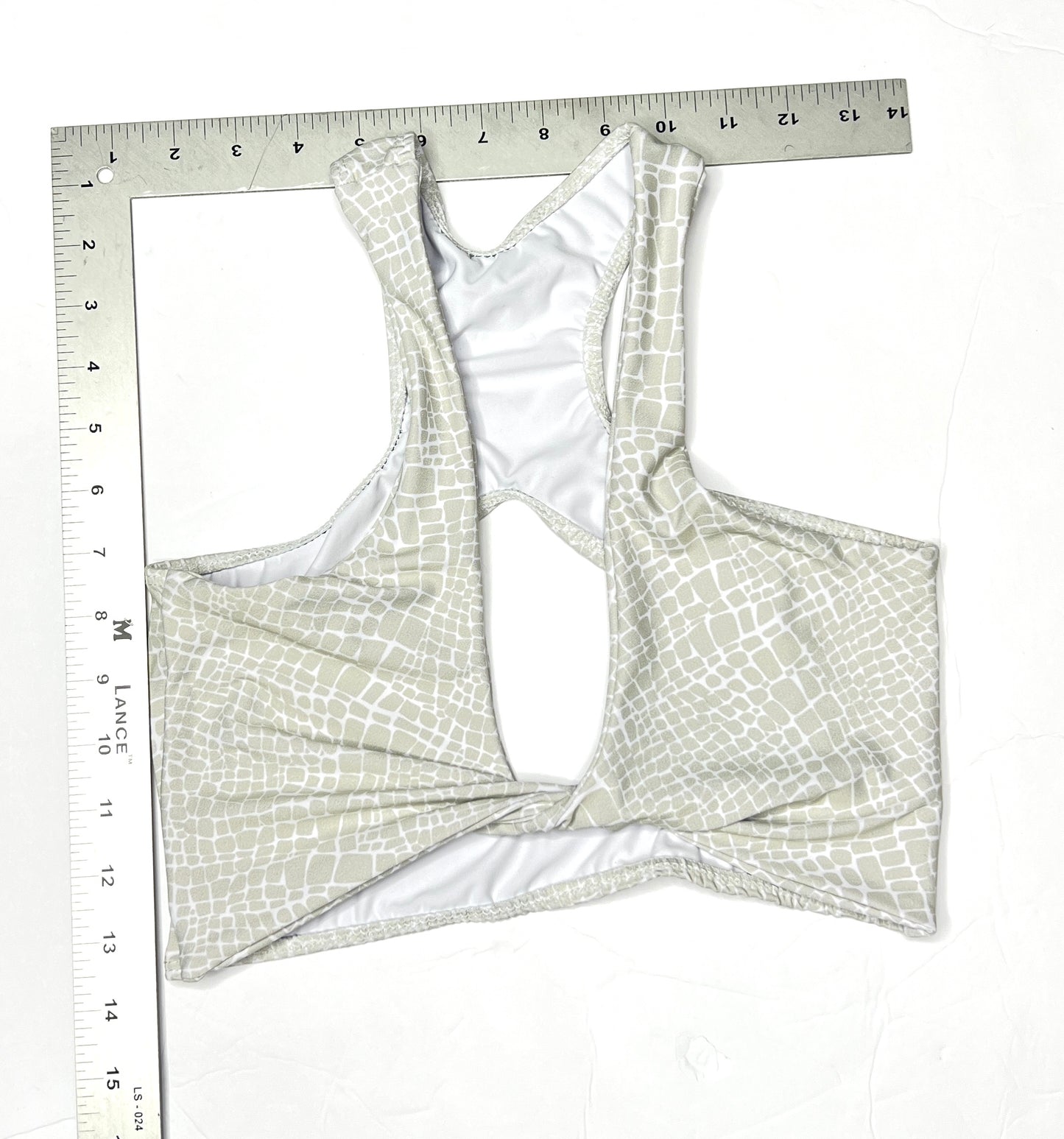 Croc-Print Cutout Racerback Sports Bra – Onyx USA – Size Medium