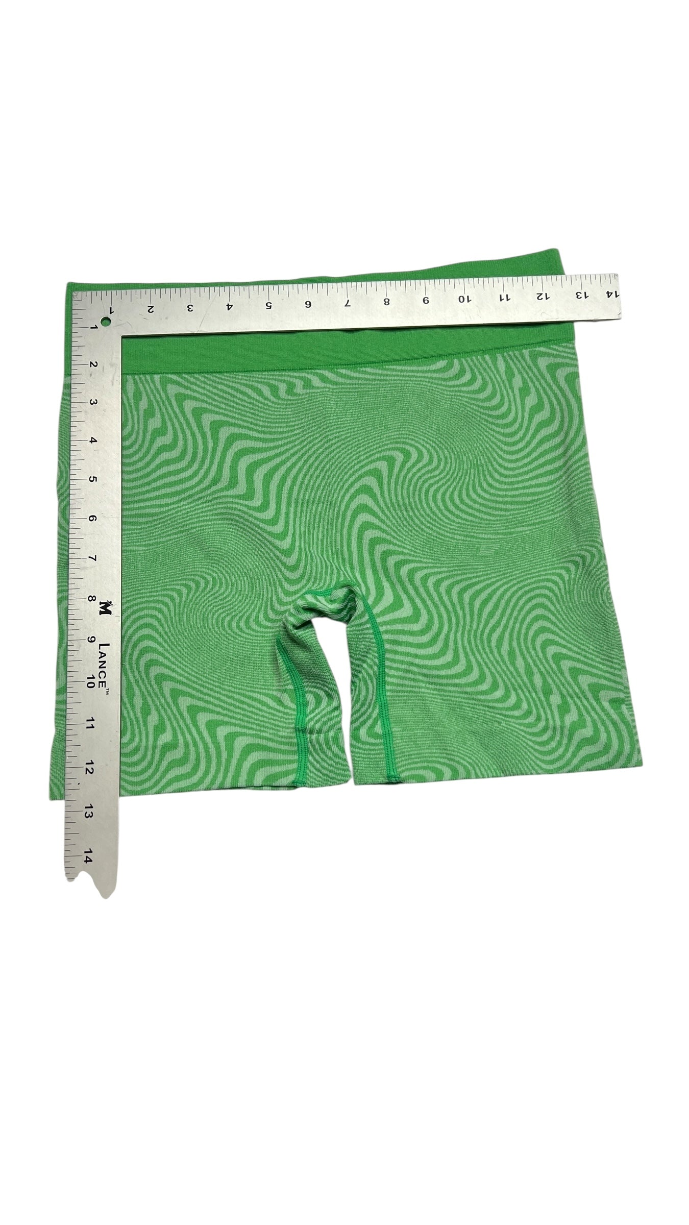 Green Swirl Seamless High-Waisted Shorts – Size M
