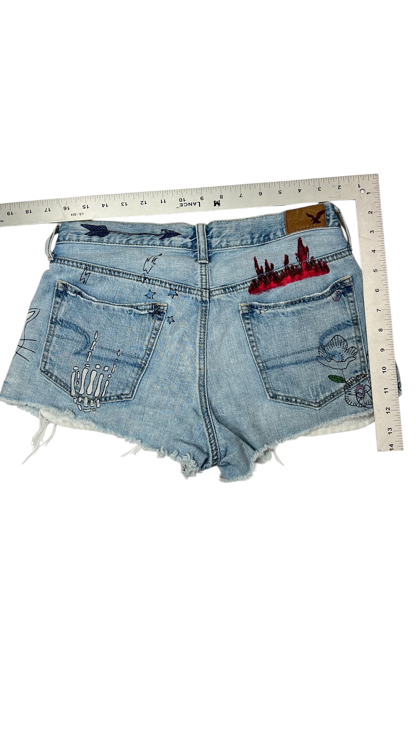 American Eagle Distressed Denim Shorts (W28)